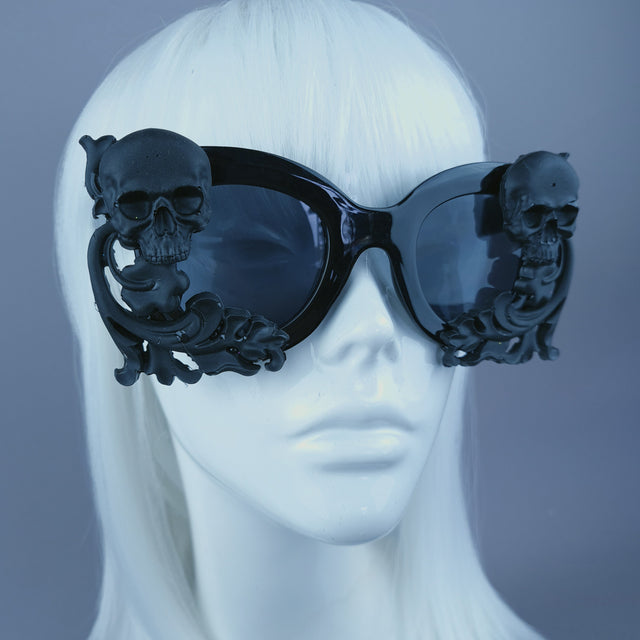 "Araysh" Black Filigree Skull Unisex Square Sunglasses