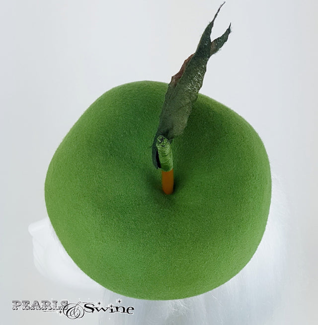 Realistic green fruit apple satin lined hat